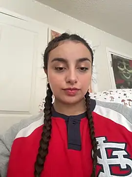 Snapshot of CharmingMaddie chatting on September 2025 03:57:01 PM CharmingMaddie online show from September 2025 03:57:01 PM