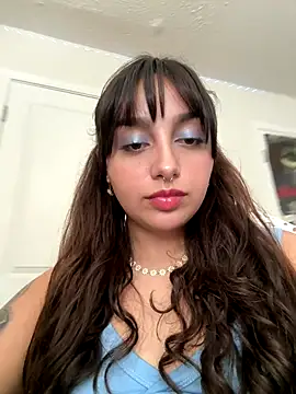 Snapshot of CharmingMaddie chatting on September 2025 05:58:02 PM CharmingMaddie online show from September 2025 05:58:02 PM