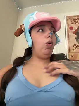 Snapshot of CharmingMaddie chatting on October 2025 02:50:02 PM CharmingMaddie online show from October 2025 02:50:02 PM