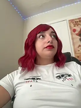 Snapshot of CharmingMaddie chatting on November 2025 03:56:01 PM CharmingMaddie online show from November 2025 03:56:01 PM