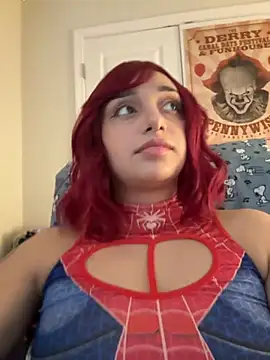 Snapshot of CharmingMaddie chatting on November 2025 04:18:01 PM CharmingMaddie online show from November 2025 04:18:01 PM