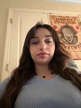 Snapshot of CharmingMaddie chatting on November 2025 01:53:01 AM CharmingMaddie online show from November 2025 01:53:01 AM