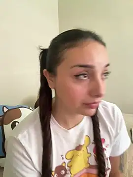 Snapshot of CharmingMaddie chatting on April 2026 07:20:01 PM CharmingMaddie online show from April 2026 07:20:01 PM