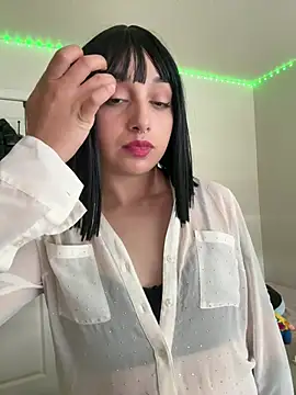 Snapshot of CharmingMaddie chatting on April 2026 08:57:02 PM CharmingMaddie online show from April 2026 08:57:02 PM