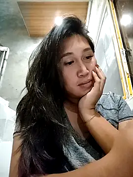 Snapshot of Romantic_Sabrina chatting on October 2025 05:45:02 PM Romantic Sabrina online show from October 2025 05:45:02 PM