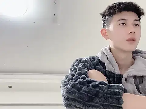 xiaojie2563 online show from November 2025 10:25:01 AM