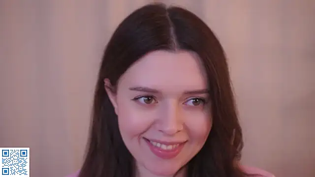 Snapshot of BlissHey chatting on October 2025 06:05:01 PM BlissHey online show from October 2025 06:05:01 PM