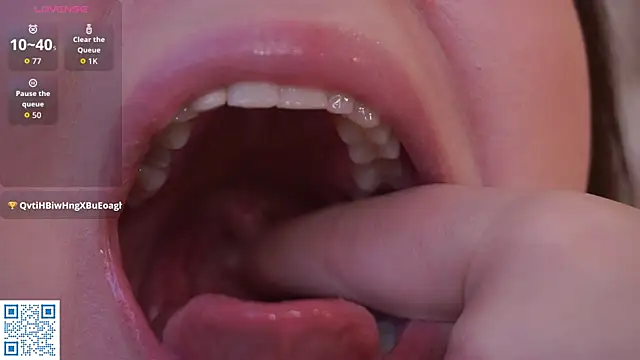 Snapshot of BlissHey chatting on November 2025 02:38:02 PM BlissHey online show from November 2025 02:38:02 PM