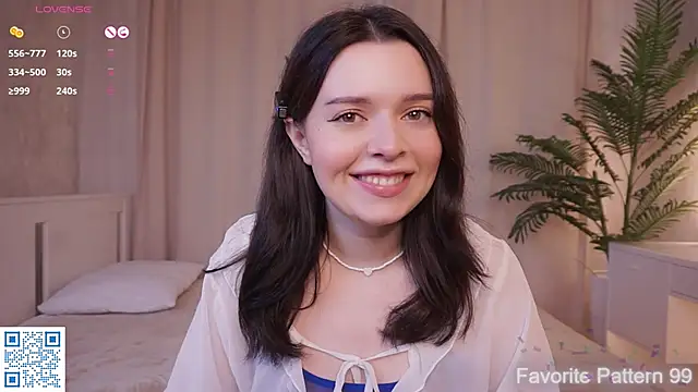 Snapshot of BlissHey chatting on November 2025 05:06:01 PM BlissHey online show from November 2025 05:06:01 PM