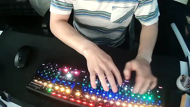 Snapshot of solooboy18 chatting on September 2025 09:14:02 AM solooboy18 online show from September 2025 09:14:02 AM