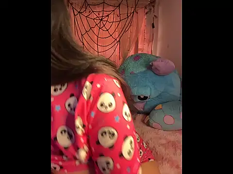 emma fiore4  online show from October 2025 01:12:02 PM