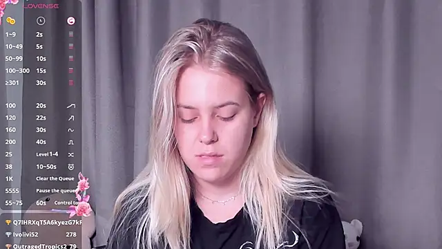 AngelAnty online show from September 2025 03:56:01 PM