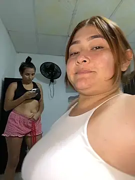 Snapshot of Rouse-Antonella chatting on September 2025 06:11:02 PM Rouse-Antonella online show from September 2025 06:11:02 PM