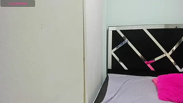 Snapshot of iisabella_noa chatting on October 2025 01:11:01 PM iisabella noa online show from October 2025 01:11:01 PM