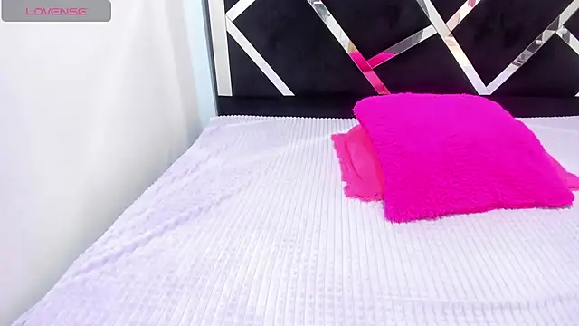 Snapshot of iisabella_noa chatting on October 2025 01:32:01 PM iisabella noa online show from October 2025 01:32:01 PM