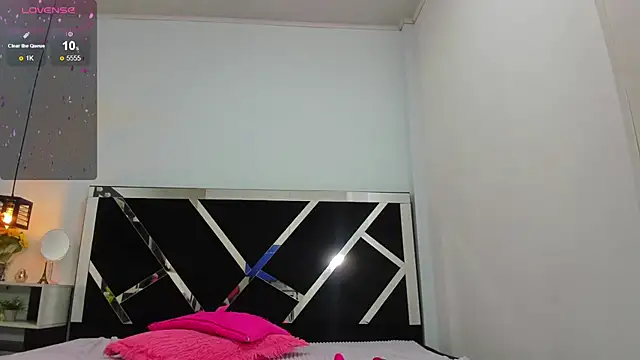 Snapshot of iisabella_noa chatting on December 2025 07:32:01 PM iisabella noa online show from December 2025 07:32:01 PM