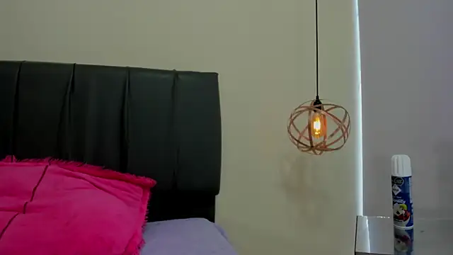 Snapshot of iisabella_noa chatting on February 2026 01:17:01 PM iisabella noa online show from February 2026 01:17:01 PM