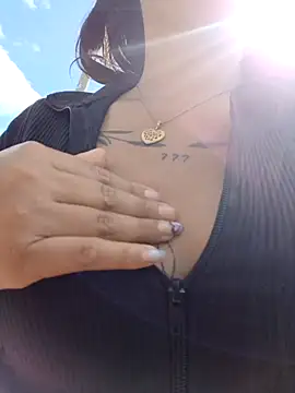 LunaHot 777 online show from September 2025 07:14:02 PM