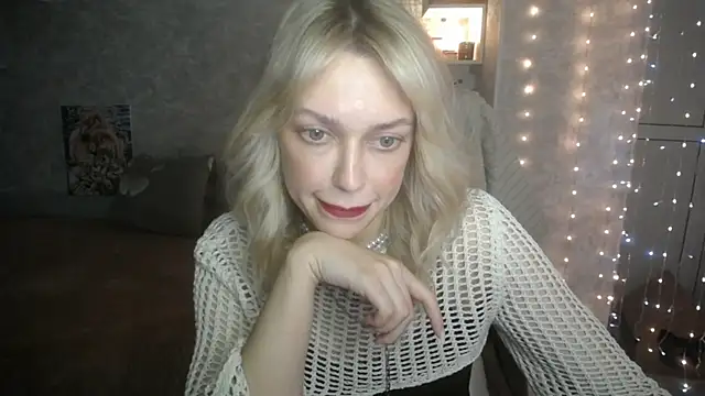 NickyAdamidi online show from October 2025 03:54:01 PM