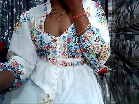 HOT AARVI11 online show from October 2025 04:08:02 PM