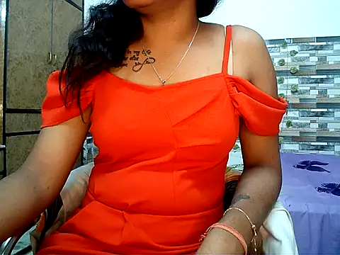 HOT AARVI11 online show from November 2025 03:45:02 PM