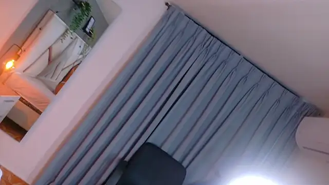 SamaGrey   online show from October 2025 12:06:02 PM