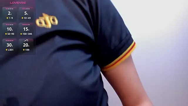 Emmaa white  online show from February 2026 05:11:01 PM