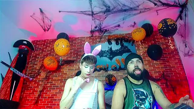 Michael twink  online show from October 2025 11:43:01 PM