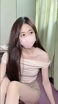 Snapshot of Ninii-b chatting on October 2025 07:36:02 AM Ninii-b online show from October 2025 07:36:02 AM