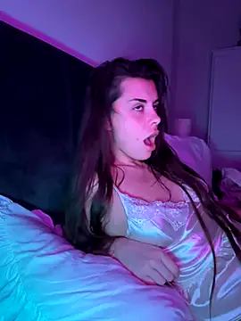 AlitaNova online show from November 2025 09:13:01 PM