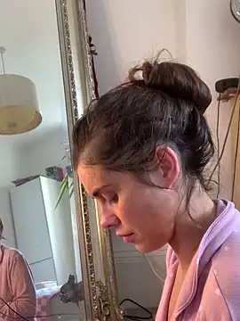 AlitaNova online show from January 2026 12:21:01 PM