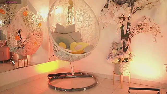 JadeSummerr online show from October 2025 11:40:02 AM