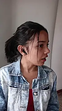 BelhaLawuo online show from October 2025 05:12:02 PM