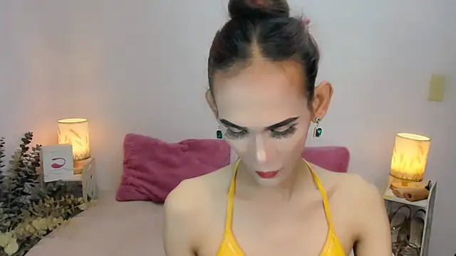 tsmokemachine online show from November 2025 01:46:01 PM