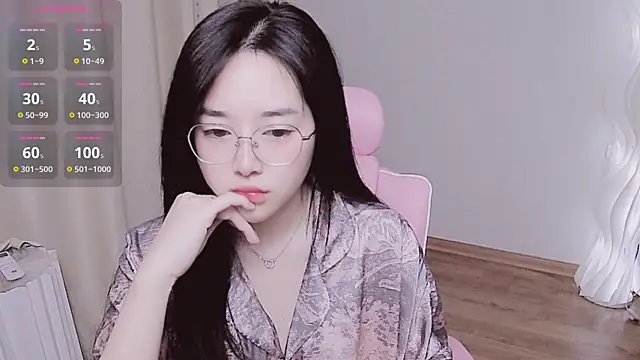 Snapshot of Miu-999 chatting on November 2025 02:23:01 AM Miu-999 online show from November 2025 02:23:01 AM