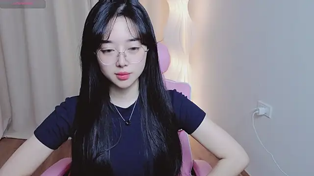 Snapshot of Miu-999 chatting on February 2026 05:17:01 AM Miu-999 online show from February 2026 05:17:01 AM