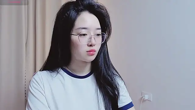 Snapshot of Miu-999 chatting on February 2026 02:16:01 AM Miu-999 online show from February 2026 02:16:01 AM