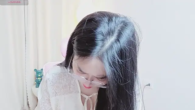 Snapshot of Miu-999 chatting on February 2026 02:09:02 AM Miu-999 online show from February 2026 02:09:02 AM