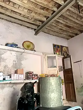 amitsharma7868 online show from December 2025 03:58:02 AM