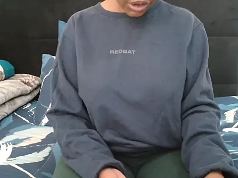 CreamySexyPussy online show from October 2025 07:20:01 AM