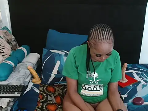 CreamySexyPussy online show from November 2025 07:27:01 PM