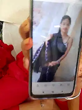 Snapshot of Naira-Tripathi chatting on September 2025 05:20:01 AM Naira-Tripathi online show from September 2025 05:20:01 AM