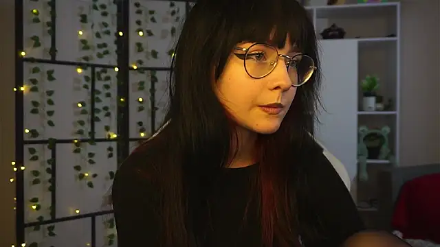 Snapshot of BereniceBattersby chatting on September 2025 09:18:01 PM BereniceBattersby online show from September 2025 09:18:01 PM