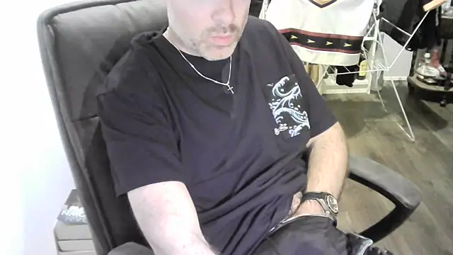 Snapshot of Chrisprngr chatting on June 2026 04:51:01 PM Chrisprngr online show from June 2026 04:51:01 PM