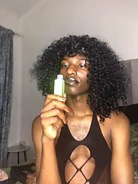 Trans fairy online show from October 2025 08:18:02 PM