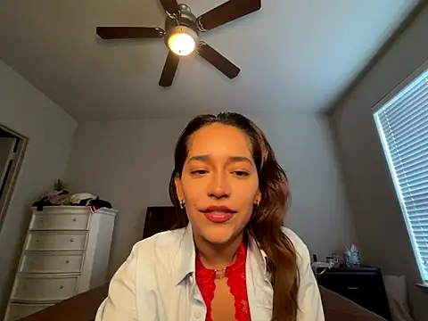 eurydicee online show from September 2025 07:57:02 PM