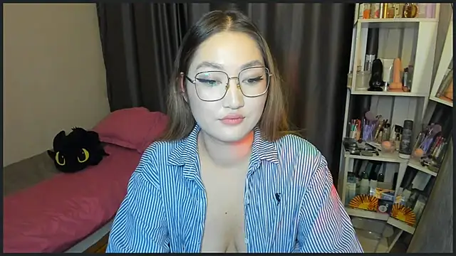 Snapshot of lyra_x chatting on October 2025 04:52:01 PM lyra x online show from October 2025 04:52:01 PM