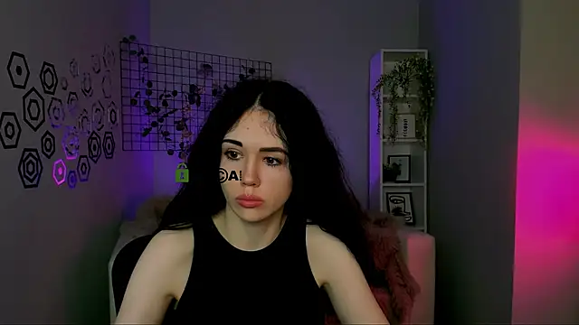 riley sanders online show from October 2025 07:11:01 PM