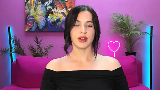 lil angel  online show from September 2025 12:53:01 PM