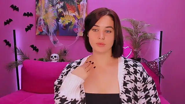 lil angel  online show from November 2025 12:27:02 PM